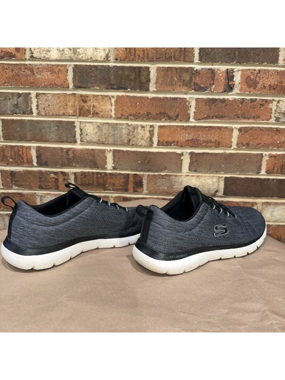 Skechers Summits Louvin Mens Size 10 Slip-On Sneakers Gray Black 232186 Comfort